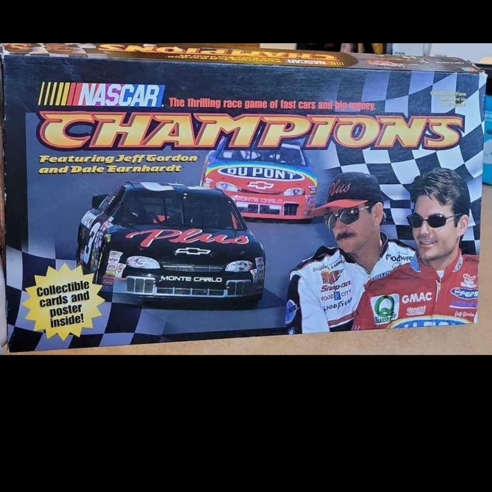 Nascar Champions Board Game Milton BradleyComplete gameBox is broken
